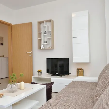 Amazing In Vrsi-mulo With Kitchen * Vrsi